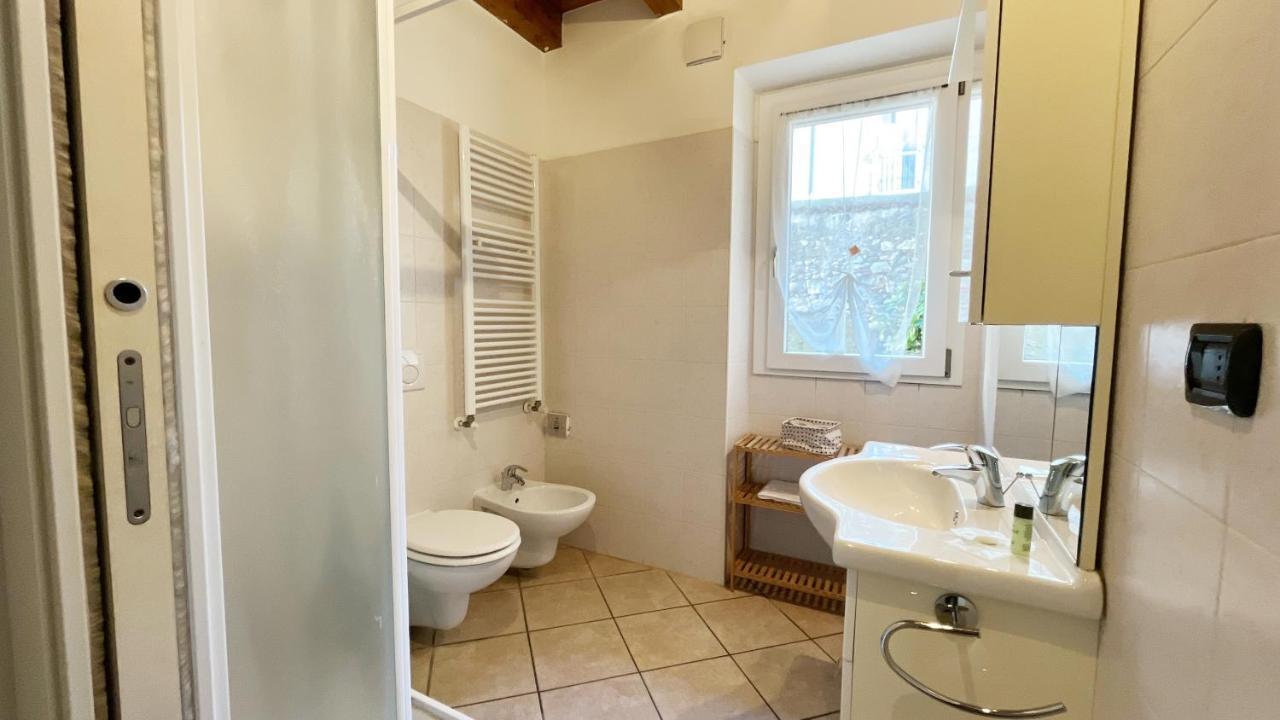 La Casa Di Gio - Affitti Brevi Italia Lägenhet Lecco Exteriör bild